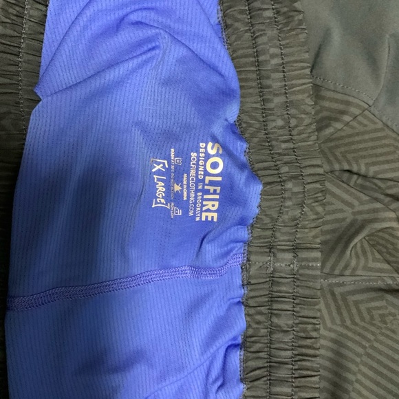 Peloton Mens Shorts Size XL - Picture 2 of 5